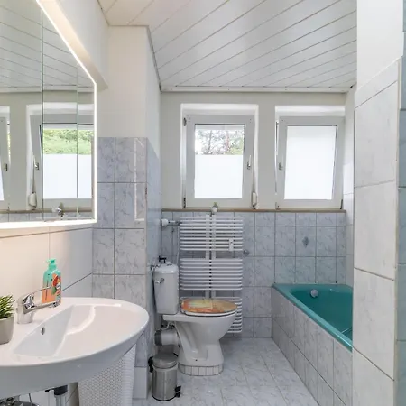 Berghof Woerner 2 Fuer Bis Zu 20 Personen Mit Balkon I Terrasse I 4 Baeder I Netflix I Ruhig Und Gemuetlich Wohnen *