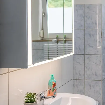 Apartament Berghof Woerner 2 Fuer Bis Zu 20 Personen Mit Balkon I Terrasse I 4 Baeder I Netflix I Ruhig Und Gemuetlich Wohnen Villingen-Schwenningen