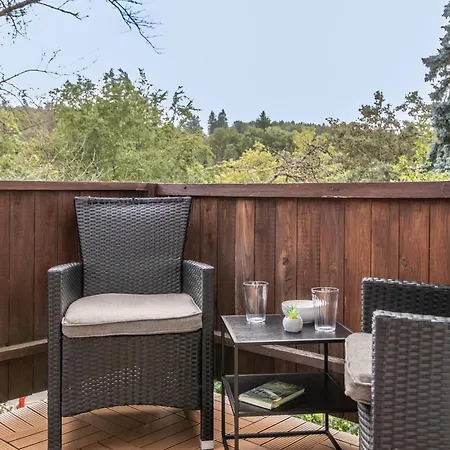 アパート Berghof Woerner 2 Fuer Bis Zu 20 Personen Mit Balkon I Terrasse I 4 Baeder I Netflix I Ruhig Und Gemuetlich Wohnen フィリンゲン・シュヴェニンゲン